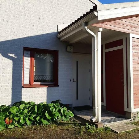 Hopeamaja Pieksämäki Exterior photo